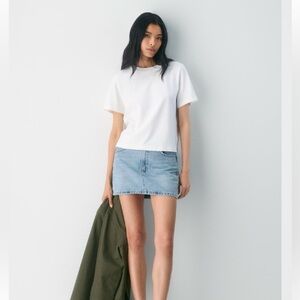 Aritzia The '90s Ricci Denim Skirt, Women’s size 25